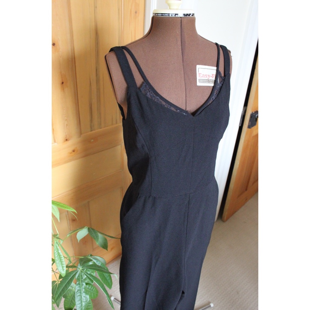 Black Romper Lace Trim Sleeveless w Pockets